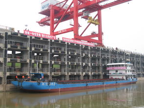 廣安港迎來首艘千噸級貨運班輪，開啟飲料運輸新篇章